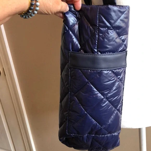 NWOT Madison West puffy quilted tote bag, reversible blue/gray - Picture 2 of 5